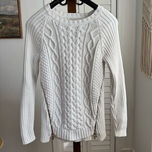 Michael Kors Women's Cable Knit
Side Zipper Front Crewneck
Sweater White Small